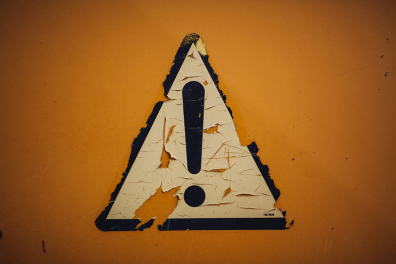 señal de advertencia