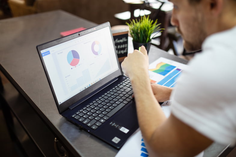 Los trabajos sedentarios son causa de hipertensión | Justbobshop